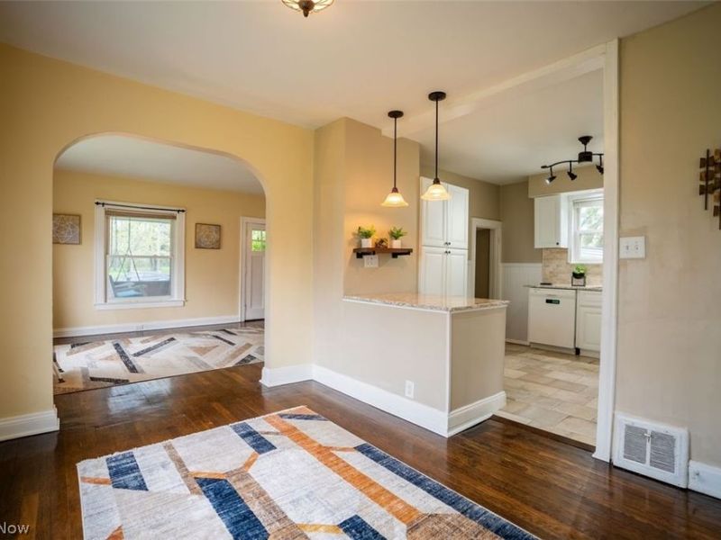 3390 Charles Street, Cuyahoga Falls, OH 44221 Photo 6