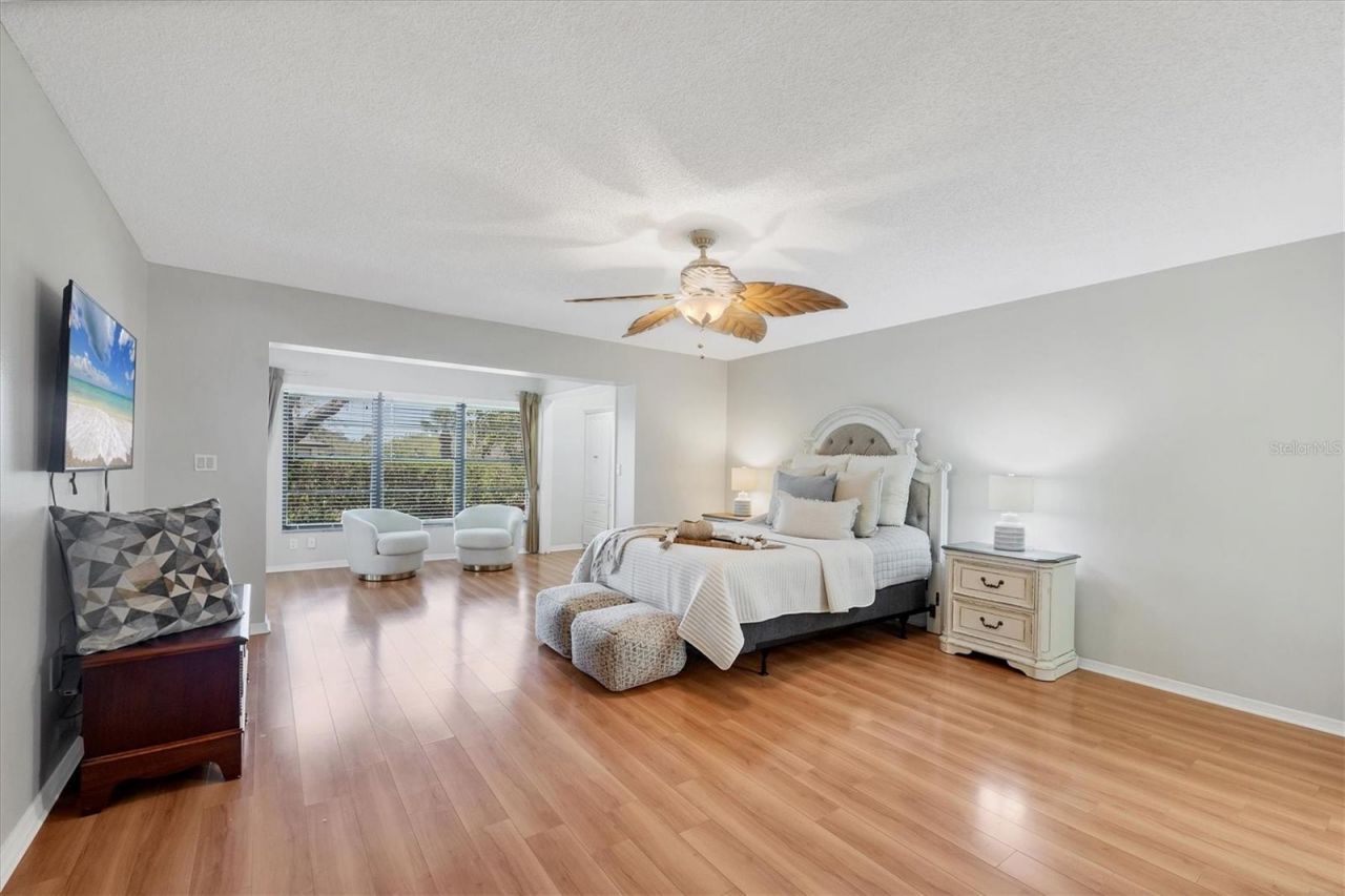 7374 Royal Birkdale Drive, Unit 15D, Sarasota, FL 34238 Photo