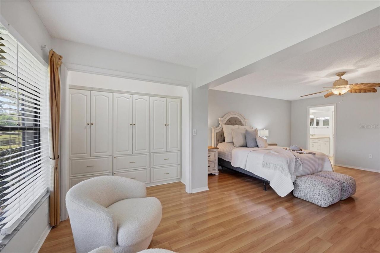 7374 Royal Birkdale Drive, Unit 15D, Sarasota, FL 34238 Photo