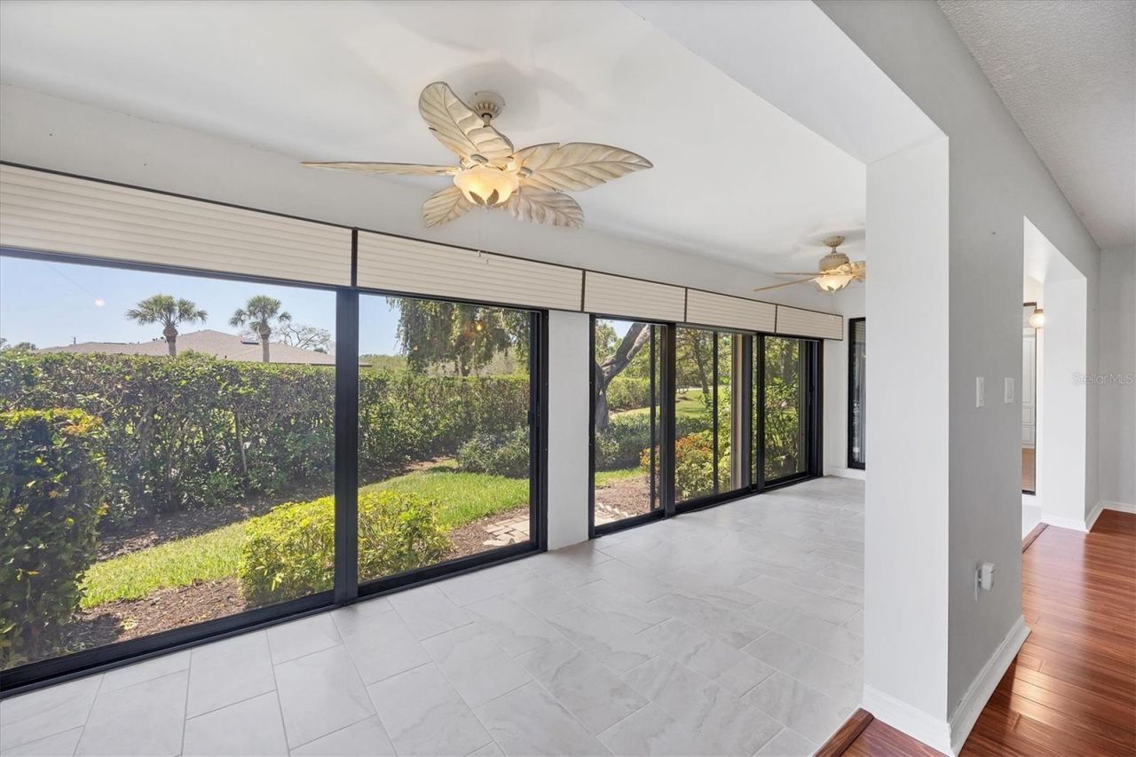 7374 Royal Birkdale Drive, Unit 15D, Sarasota, FL 34238 Photo