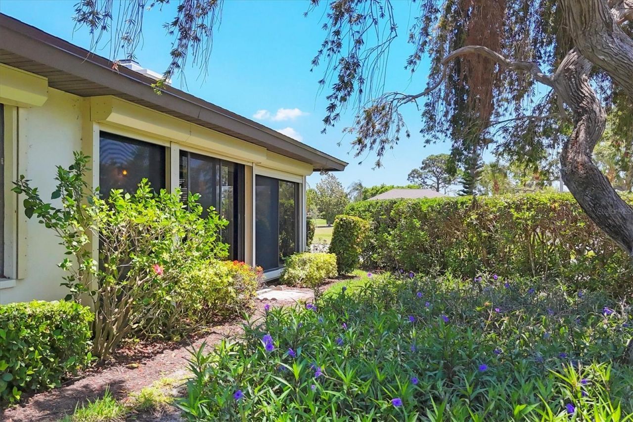 7374 Royal Birkdale Drive, Unit 15D, Sarasota, FL 34238 Photo