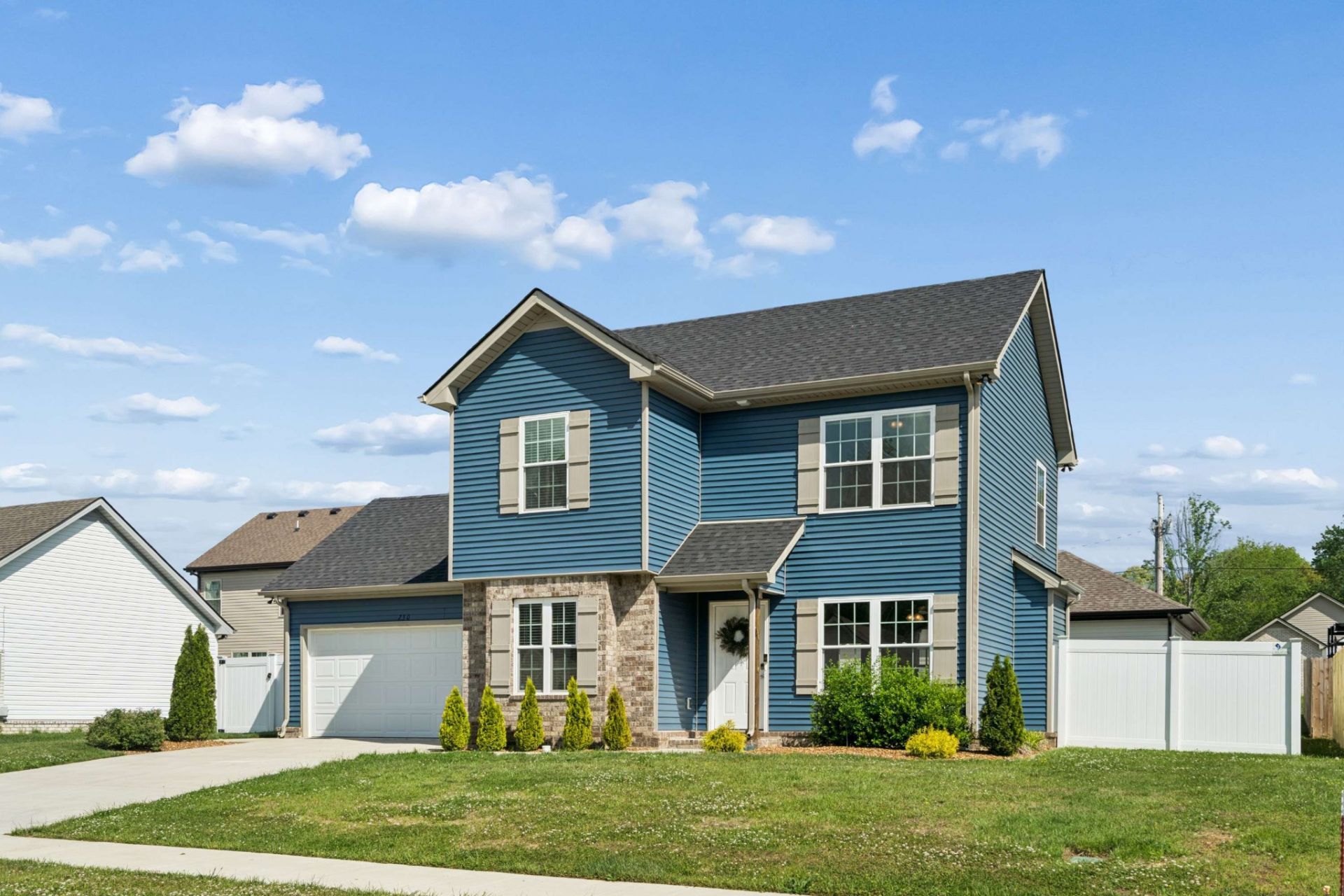 230 Timber Cir , Manchester, TN 37355 Main Photo