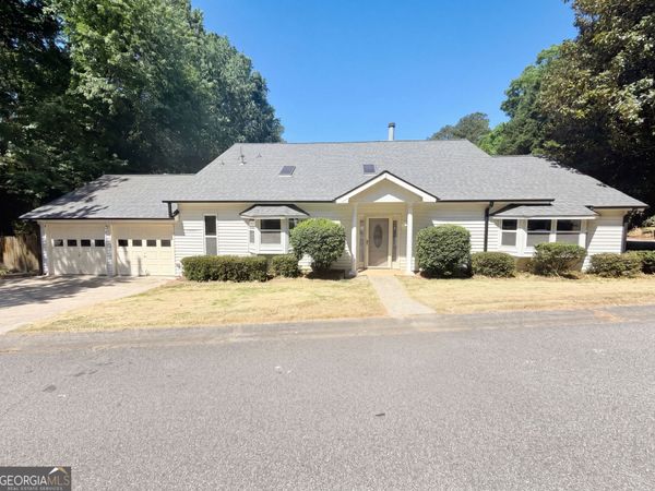 2988 Chipmunk Trail SE, Marietta, GA 30067