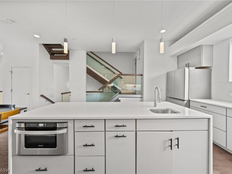 3114 Vine Court, Cleveland, OH 44113 Photo 14