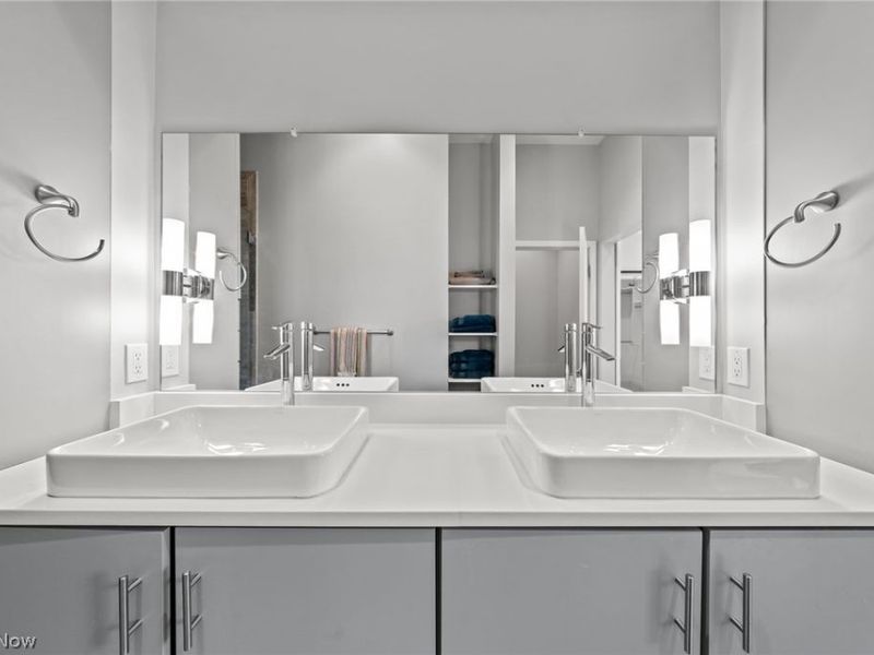 3114 Vine Court, Cleveland, OH 44113 Photo 25