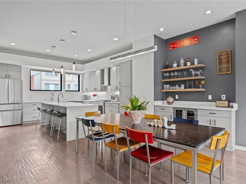 3114 Vine Court, Cleveland, OH 44113 Photo 9