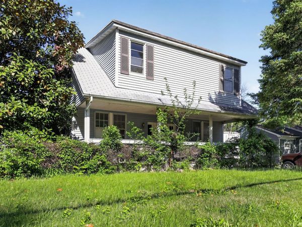 629 Royal Heights Road , Belleville, IL 62226