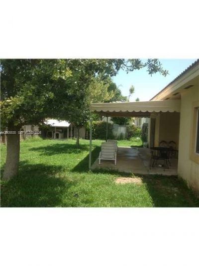 10785 SW 232nd St, Miami, FL 33170 Photo