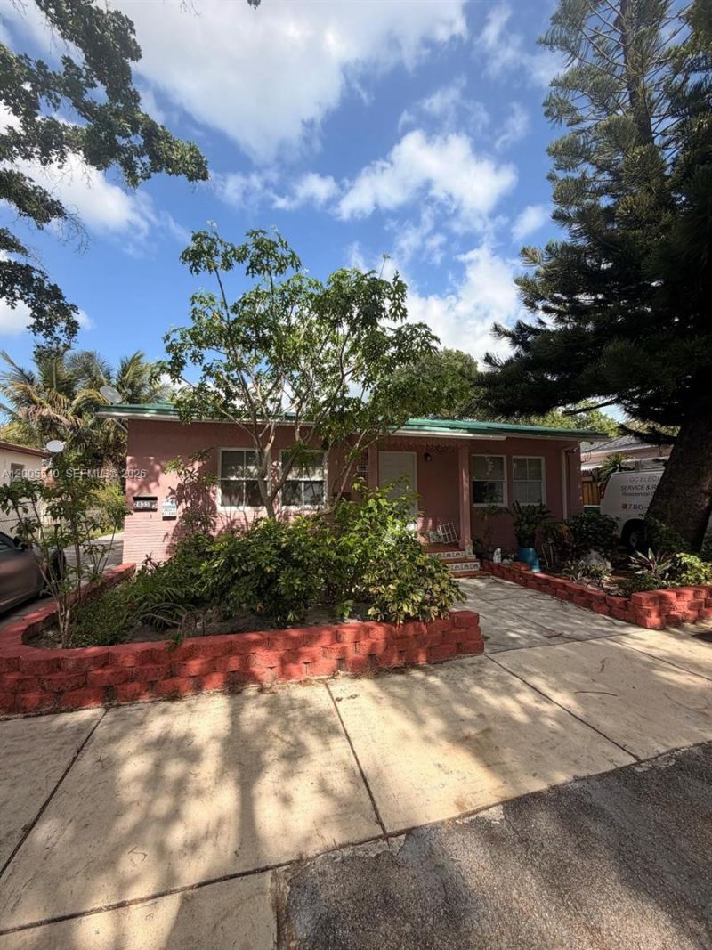 2835 SW 37th Ct , Unit 1, Miami, FL 33134 Photo