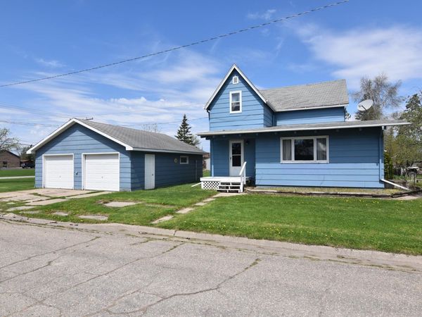 321 1st Avenue SW, Baudette, MN 56623