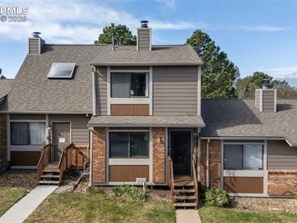 1990 Erin Loop, Colorado Springs, CO 80918