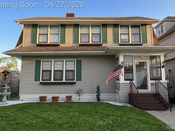 52 Maple Street , River Rouge, MI 48218