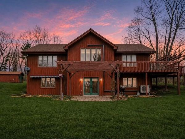 8066 County Road 33 , Naples, NY 14512