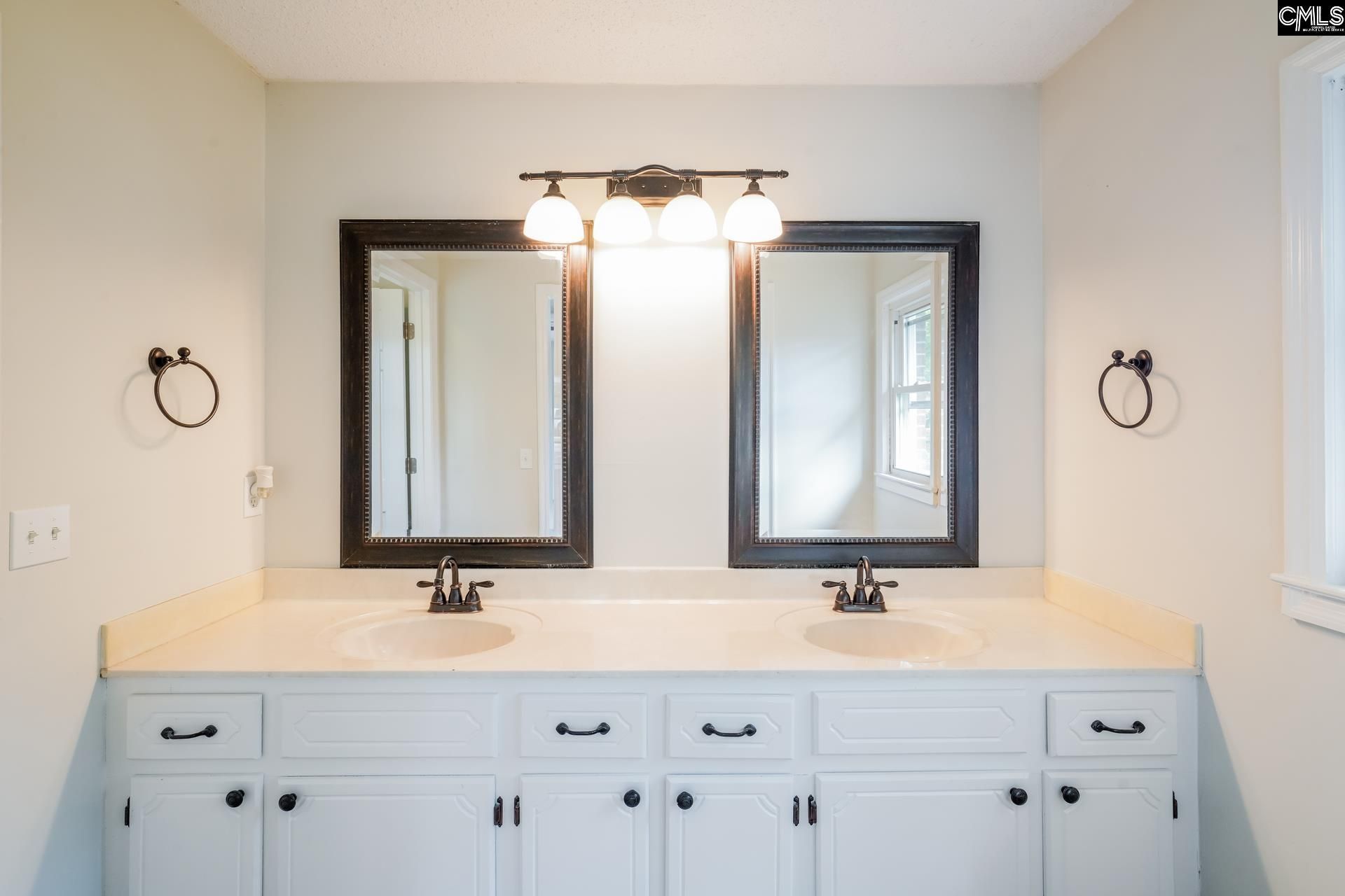 1512 Brookview Road  Photo 11