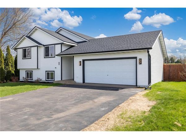 441 14th Avenue, Baldwin, WI 54002