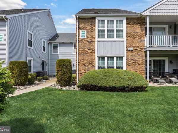 995B SCOTSWOOD COURT, MOUNT LAUREL, NJ 08054