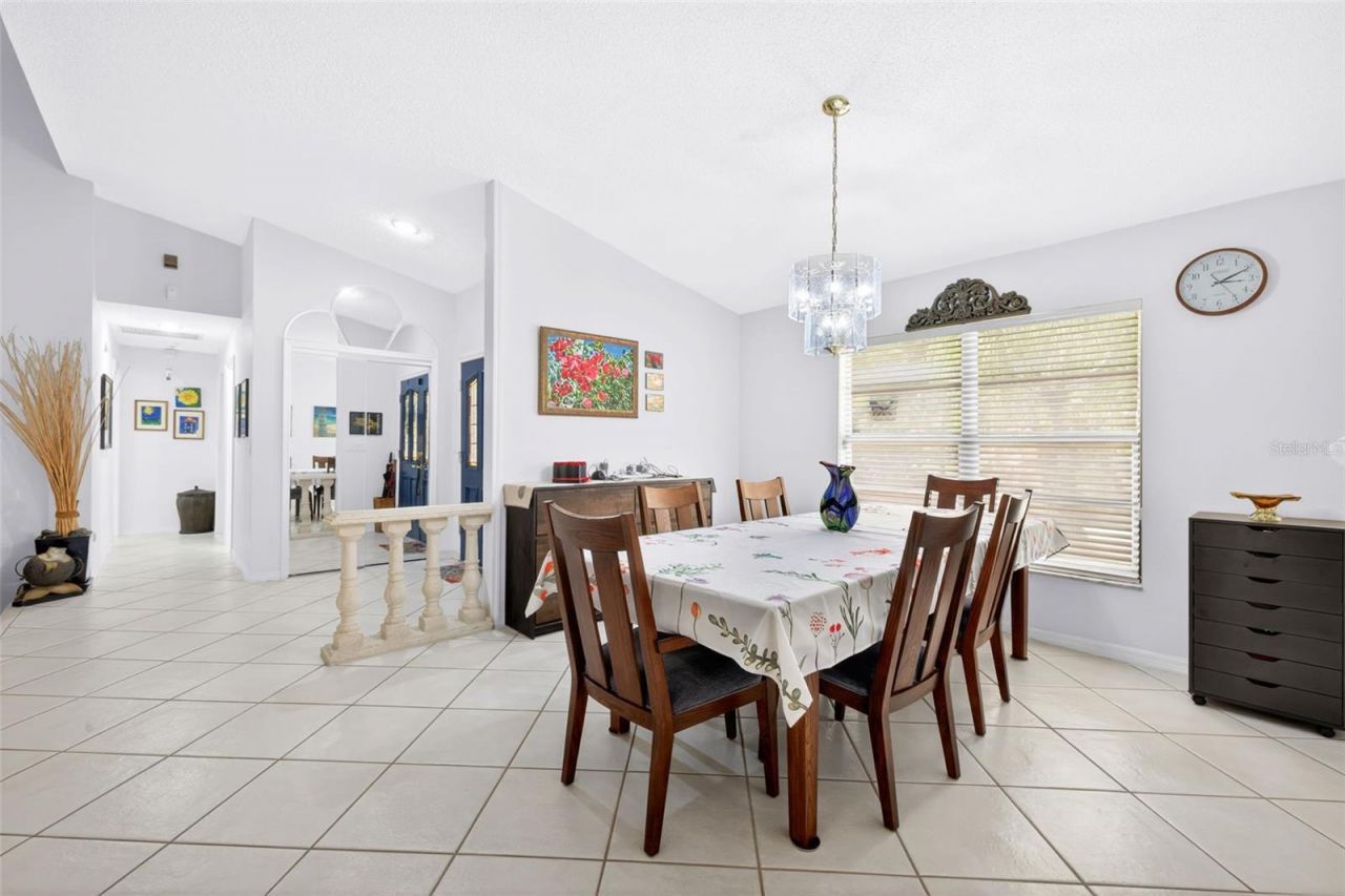5035 Barrowe Drive, Tampa, FL 33624 Photo