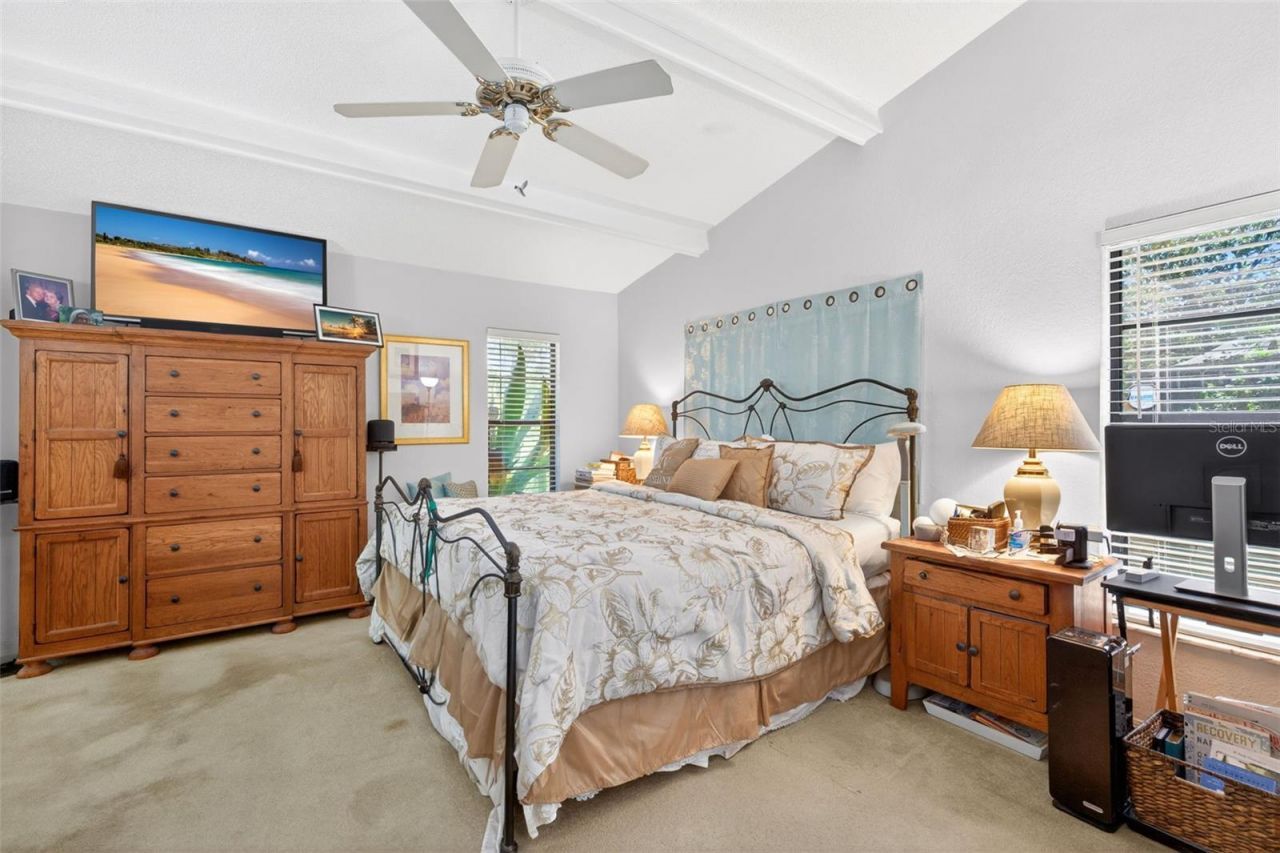 5035 Barrowe Drive, Tampa, FL 33624 Photo