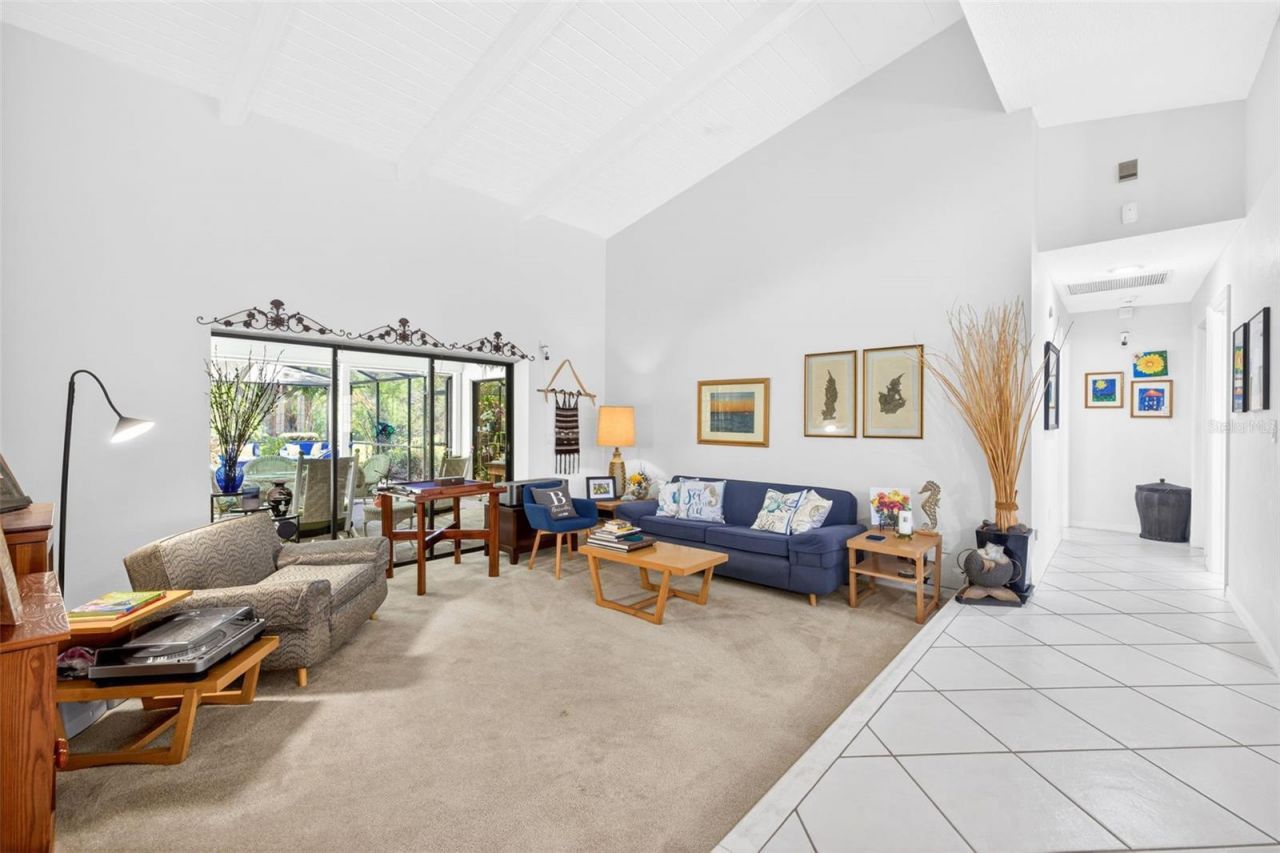 5035 Barrowe Drive, Tampa, FL 33624 Photo