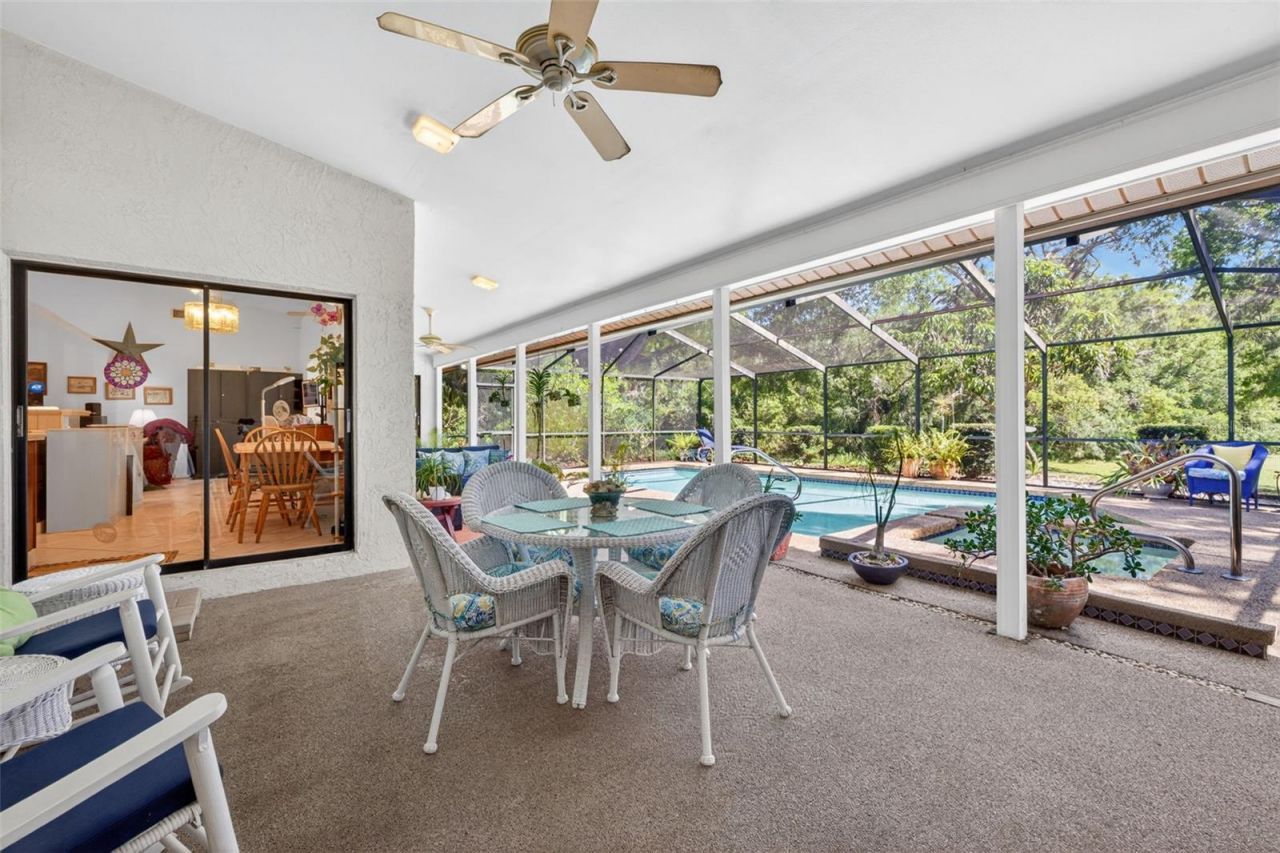 5035 Barrowe Drive, Tampa, FL 33624 Photo