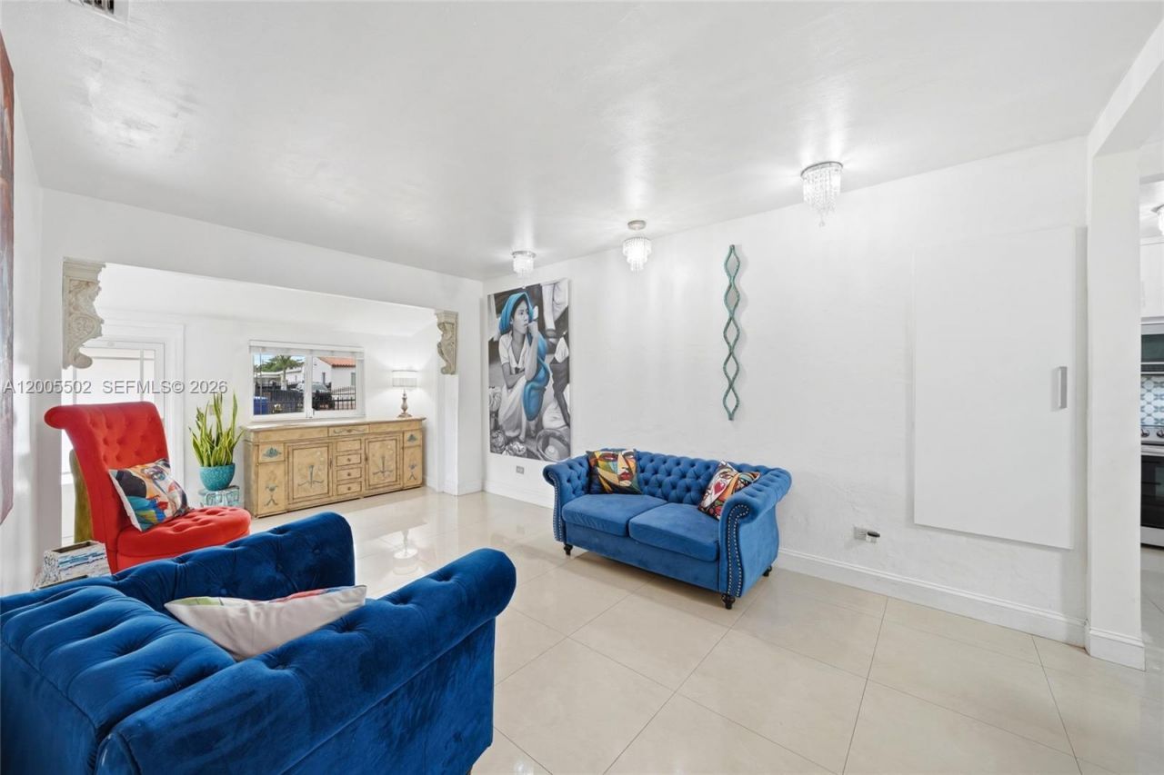 4331 SW 7th St, Miami, FL 33134 Photo