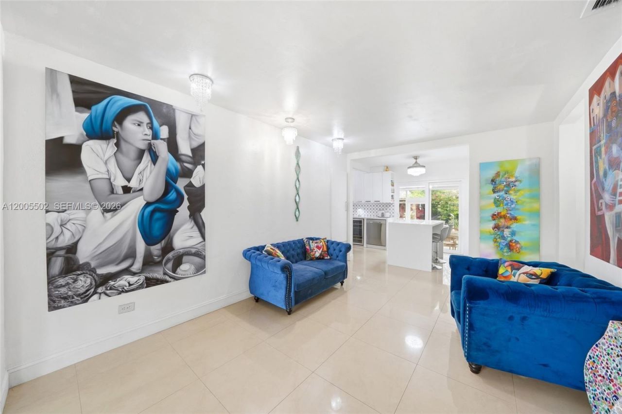 4331 SW 7th St, Miami, FL 33134 Photo