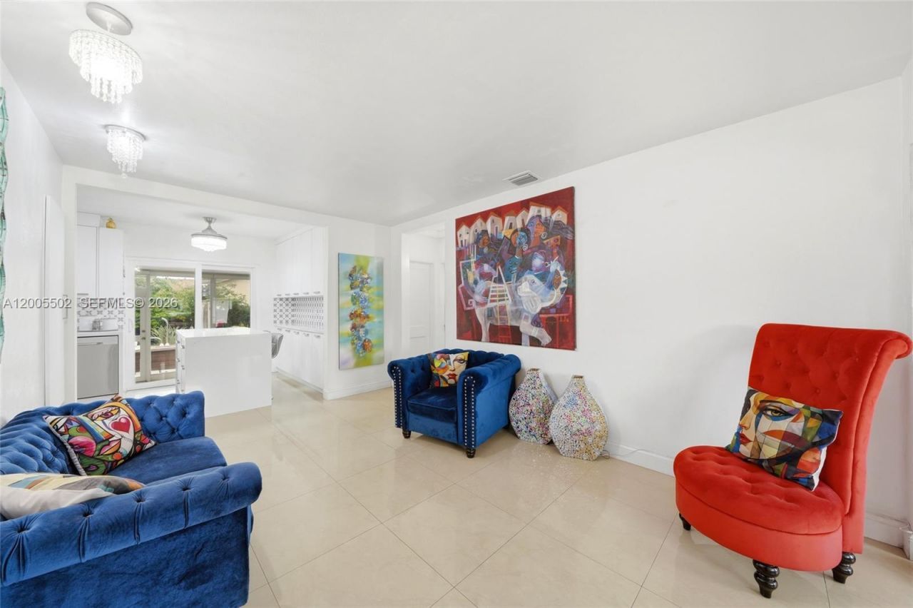 4331 SW 7th St, Miami, FL 33134 Photo