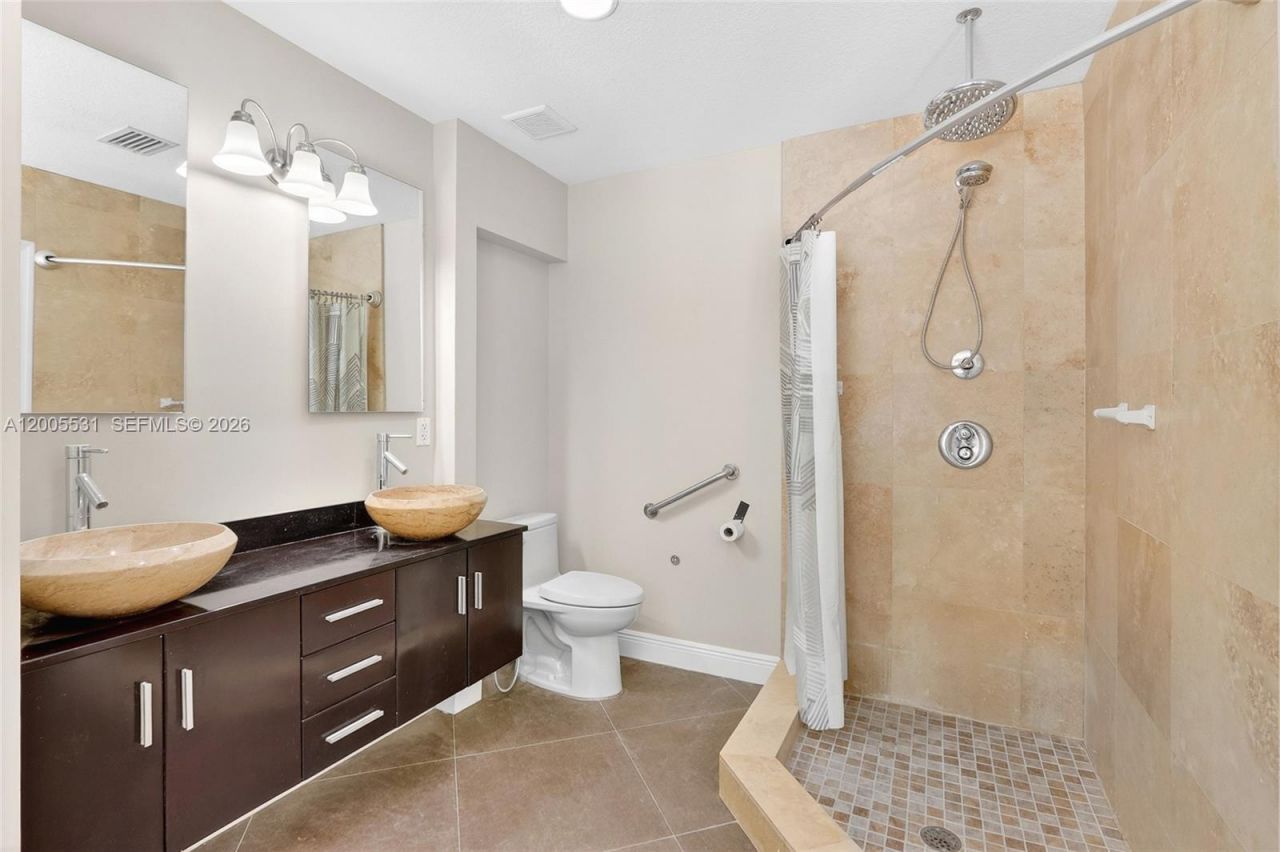 5310 SW 72 Street , Miami, FL 33143 Photo