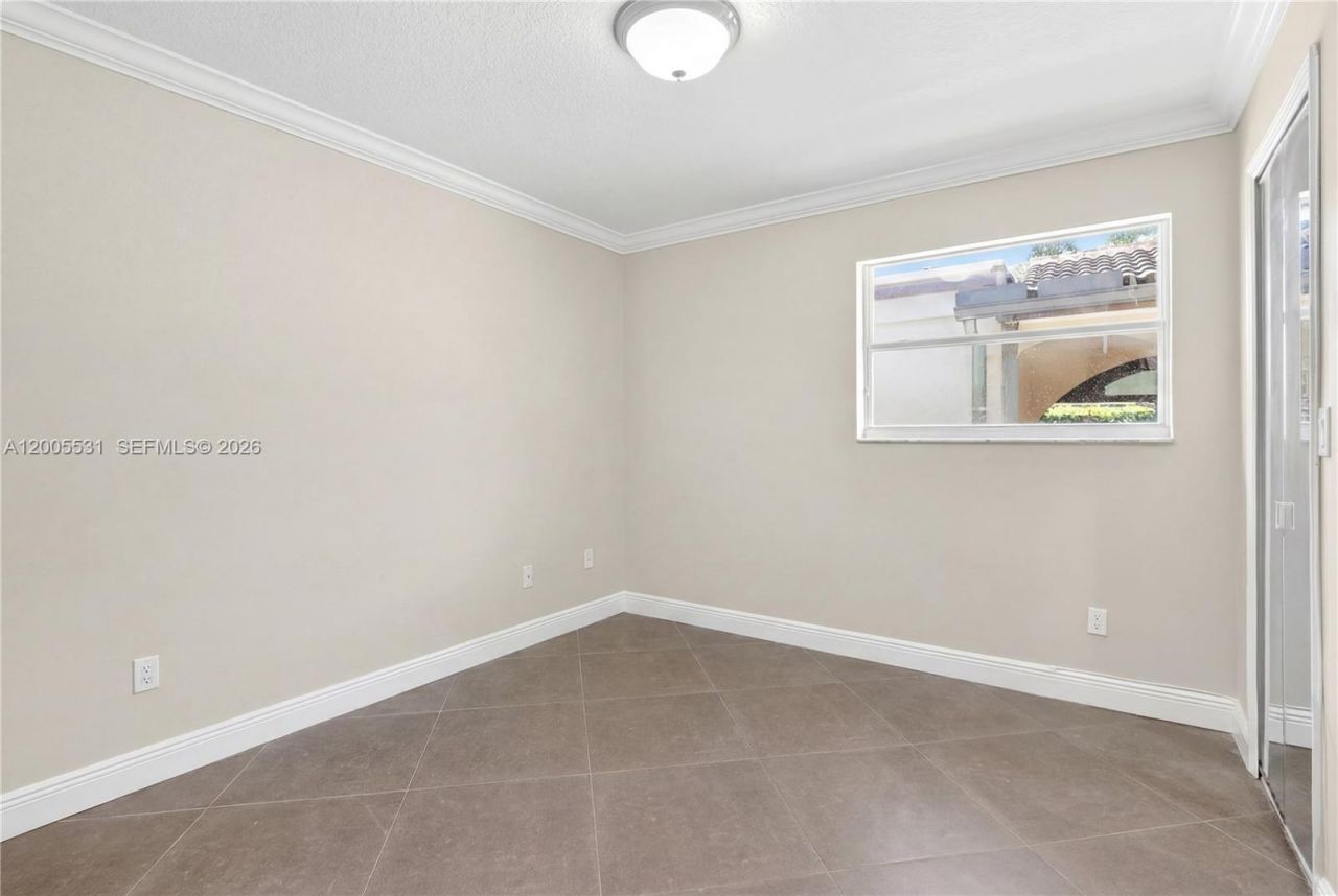5310 SW 72 Street , Miami, FL 33143 Photo