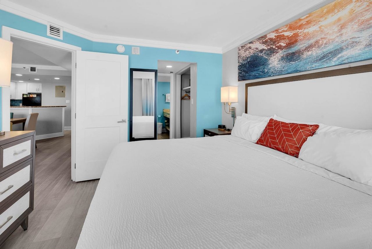 7200 N Ocean Blvd.  Photo 18