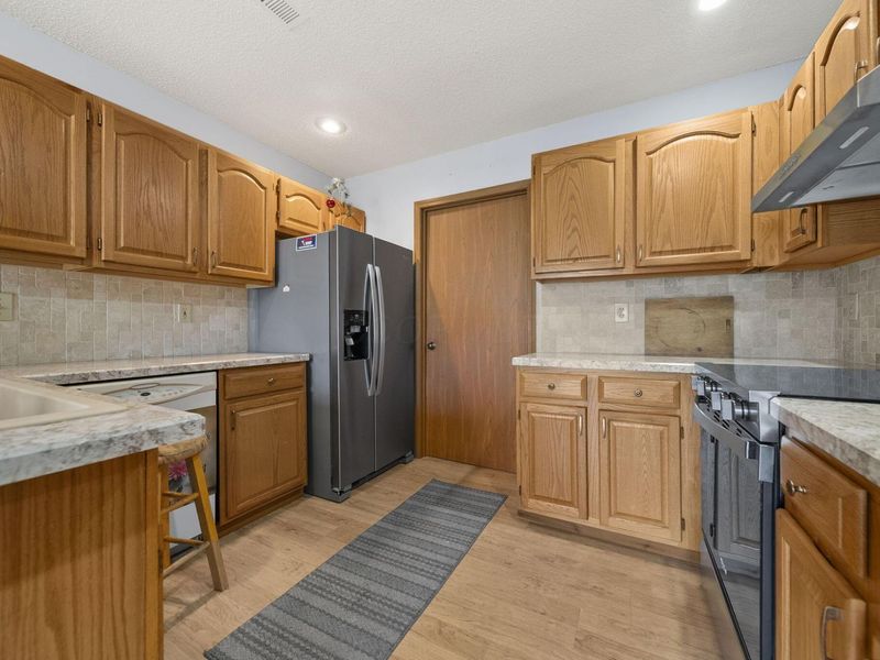 1291 Stratford Court, Circleville, OH 43113 Photo 13