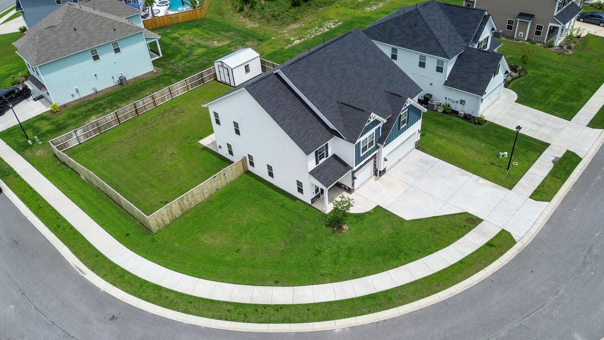 277 Fiddleback Drive Photo 3