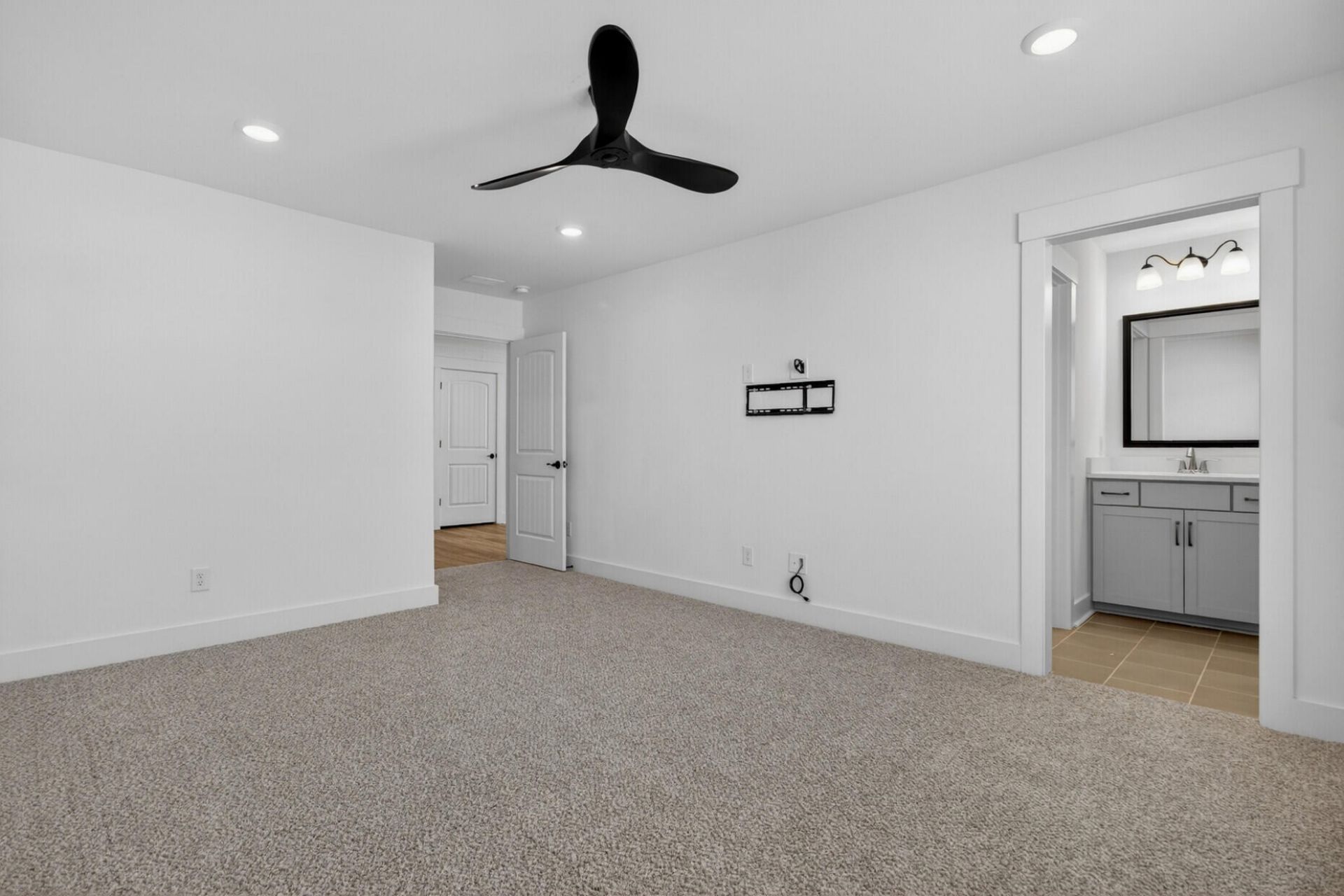 277 Fiddleback Drive Photo 41