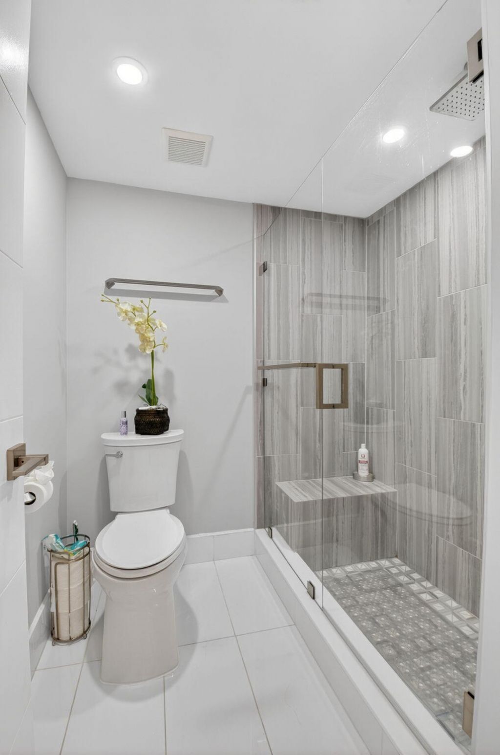 9299 Vista Del Lago, Unit 16-d, Boca Raton, FL 33428 Photo