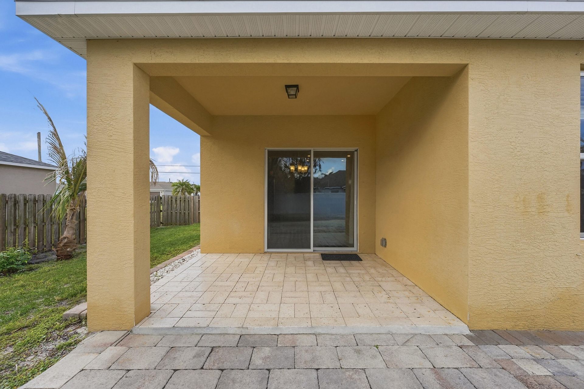 1031 SW Alexandria Avenue, Port Saint Lucie, FL 34953 Photo