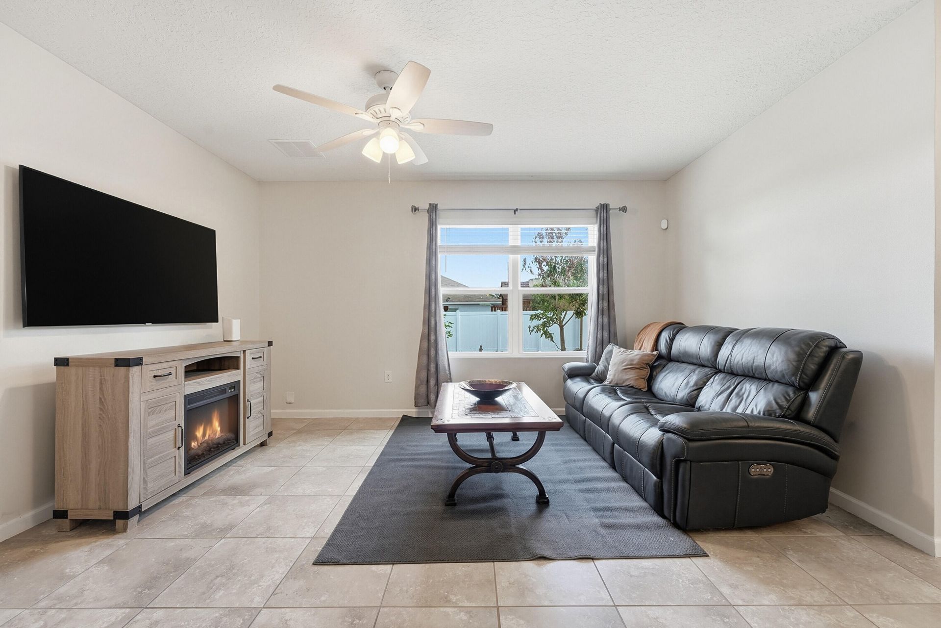 1031 SW Alexandria Avenue, Port Saint Lucie, FL 34953 Photo