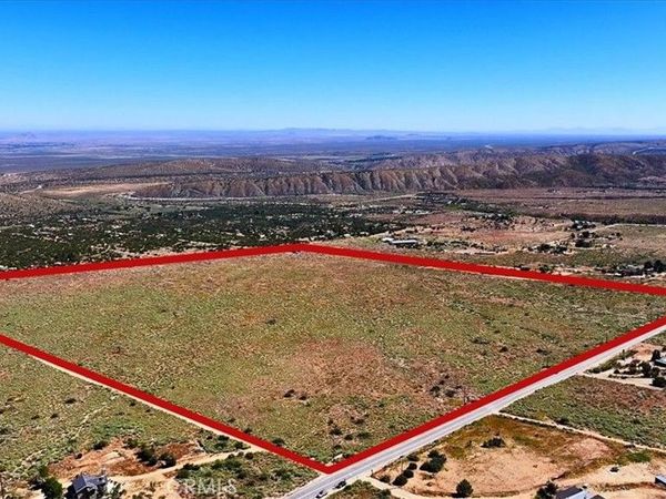 121 Juniper Hills, Juniper Hills, CA 93543