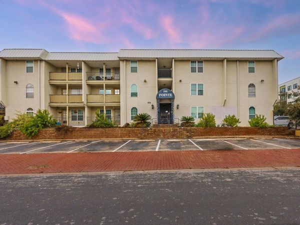 910 Duncan LN, Unit 50, Austin, TX 78705