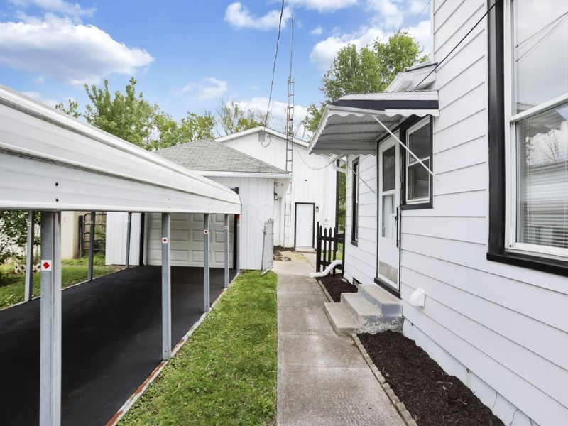 270 Lawrence Street, Newark, OH 43055 Photo 7