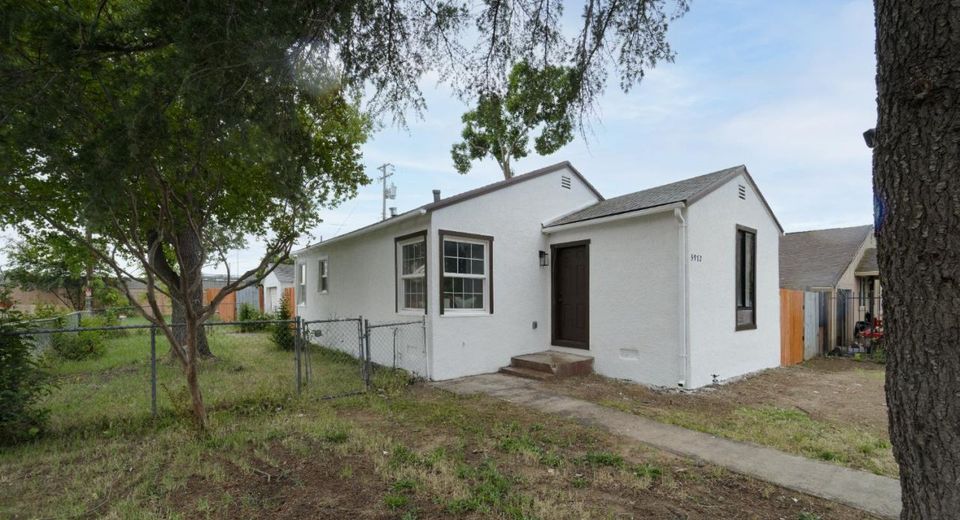 3972 17th Ave, Sacramento, CA 95820 Photo