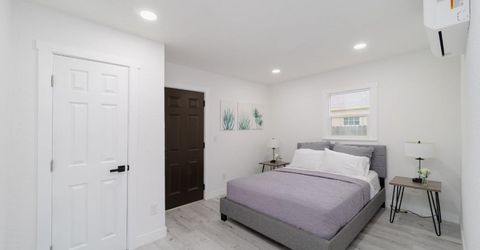 3972 17th Ave, Sacramento, CA 95820 Photo