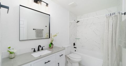 3972 17th Ave, Sacramento, CA 95820 Photo