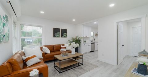 3972 17th Ave, Sacramento, CA 95820 Photo