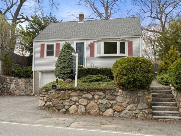 23 Terrace Hall Ave, Burlington, MA 01803