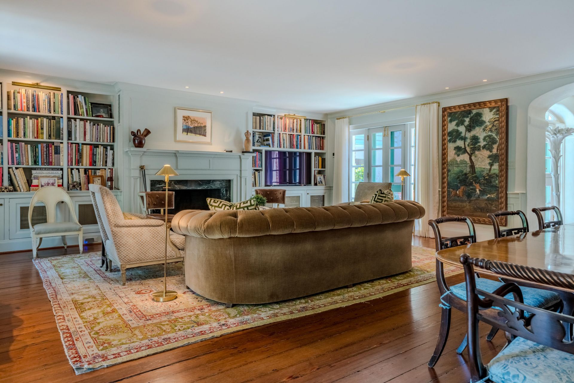 8 Orange Street Photo 10