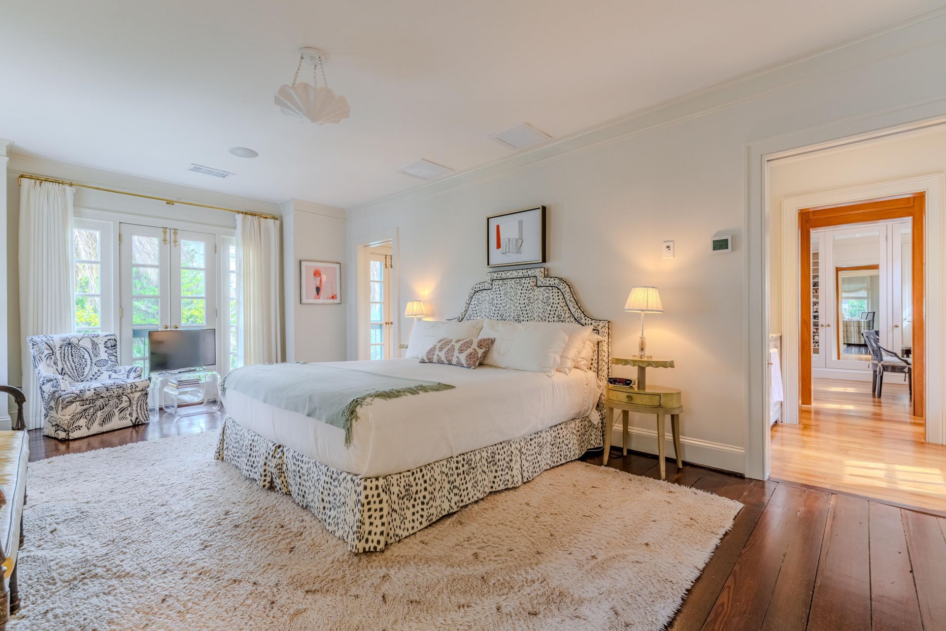 8 Orange Street Photo 27