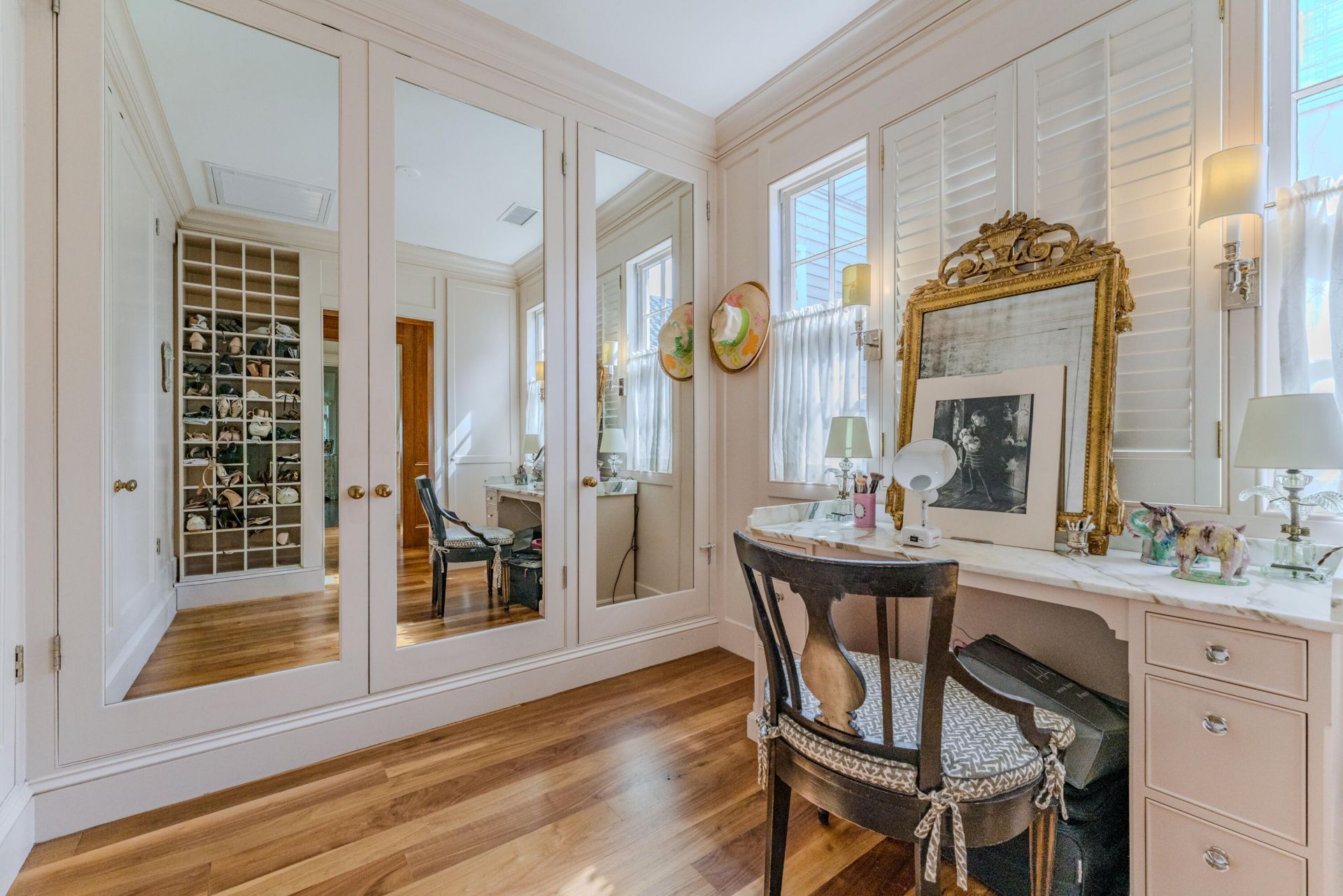 8 Orange Street Photo 30