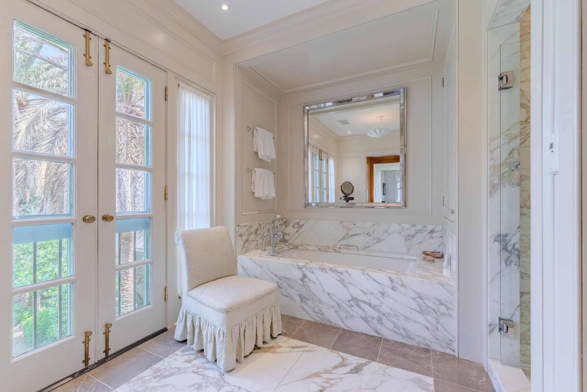 8 Orange Street Photo 33