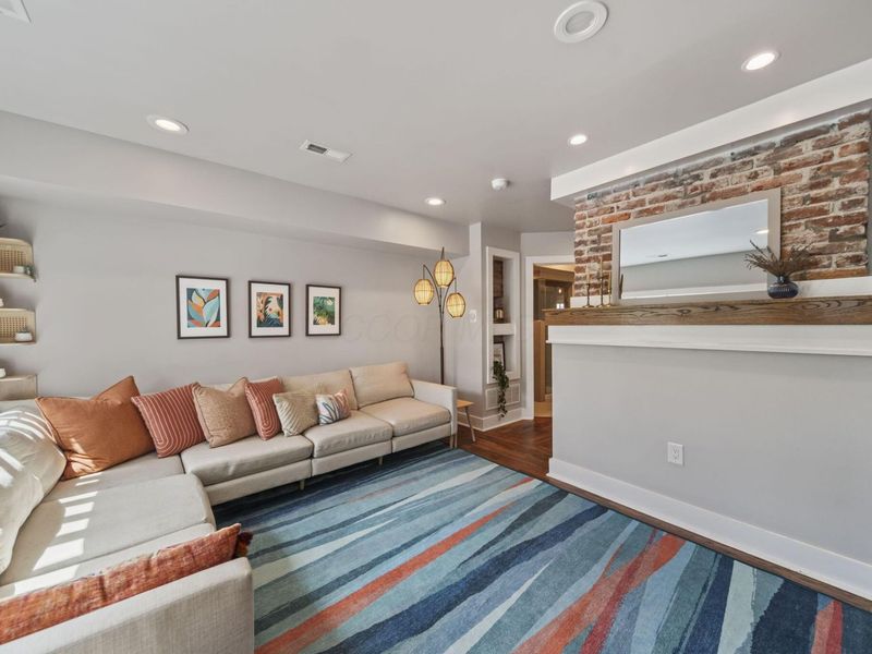 278 E Welch Avenue, Columbus, OH 43207 Photo 14