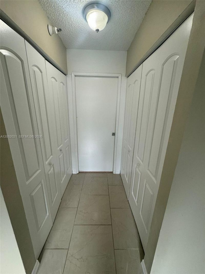 111 Yacht Club Way, Unit 107, Hypoluxo, FL 33462 Photo
